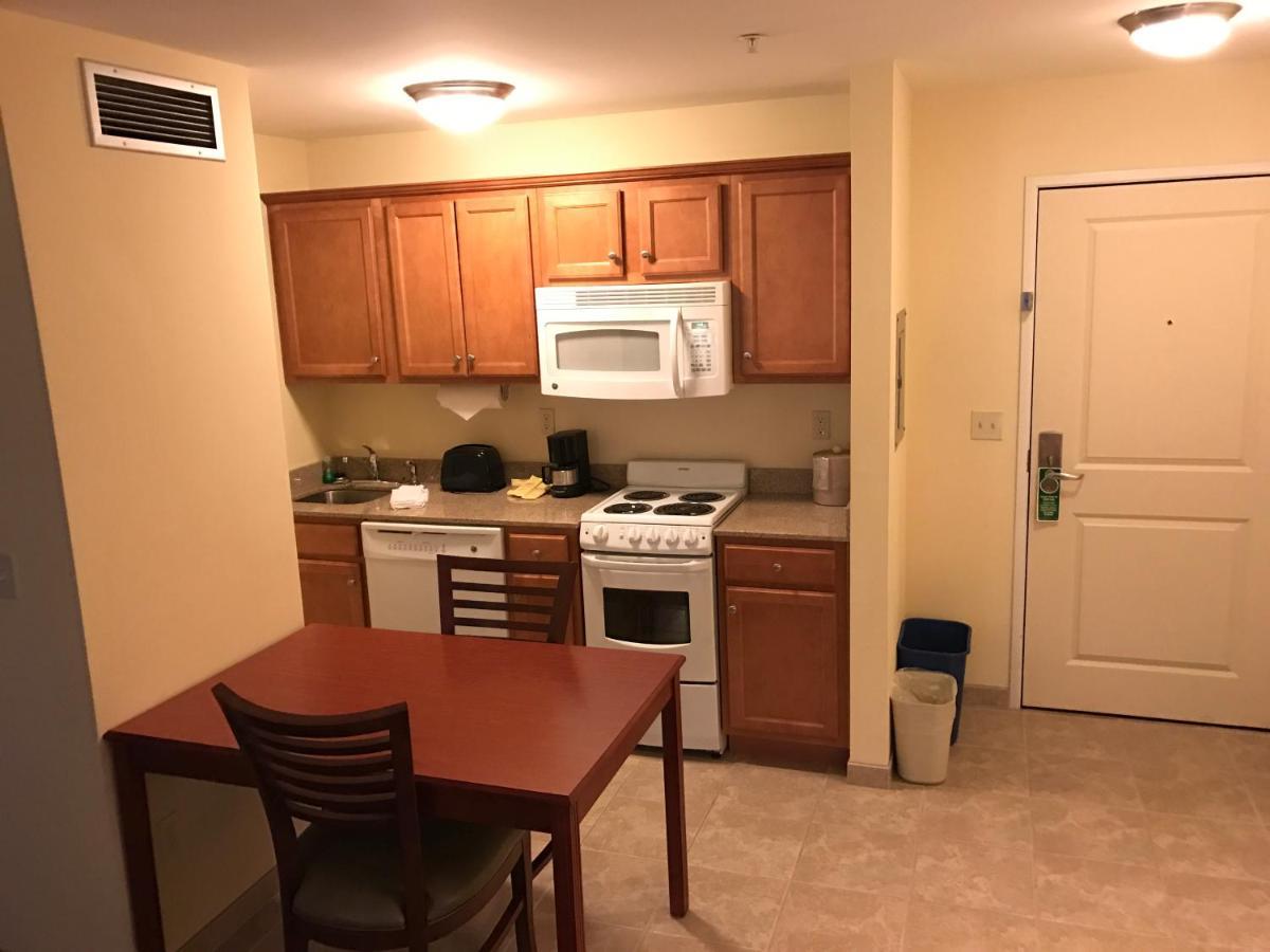 White River Inn & Suites White River Junction Dış mekan fotoğraf