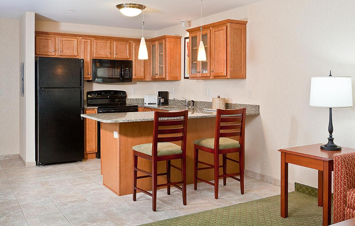 White River Inn & Suites White River Junction Dış mekan fotoğraf