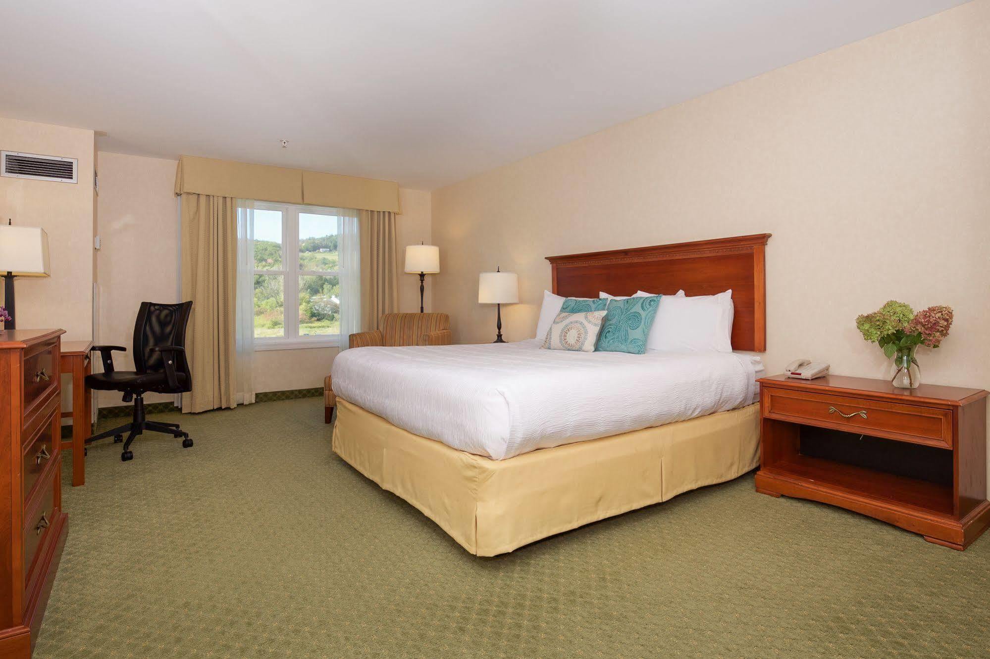 White River Inn & Suites White River Junction Dış mekan fotoğraf